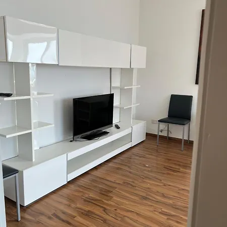 Qawra 3 Bed Seaview With Common Pool Apartment *