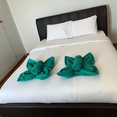 Apartment Qawra 3 Bed Seaview With Common Pool *