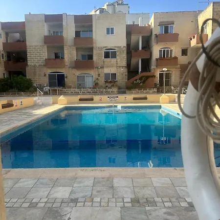 Qawra 3 Bed Seaview With Common Pool Apartamento *
